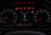 Luzes do painel do carro: significado das cores e quando é preciso parar