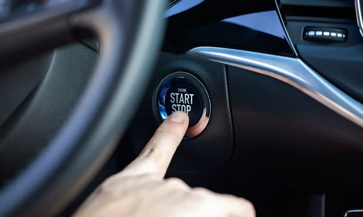 Start-Stop: guia completo sobre funcionamento, economia, bateria, manutenção e se realmente vale a pena