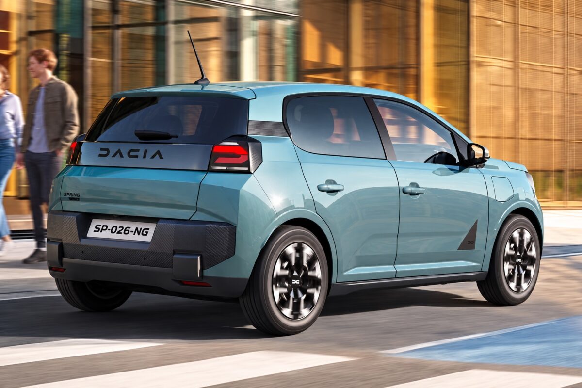Novo Dacia Spring rompe com o Kwid e aposta em receita europeia para continuar barato